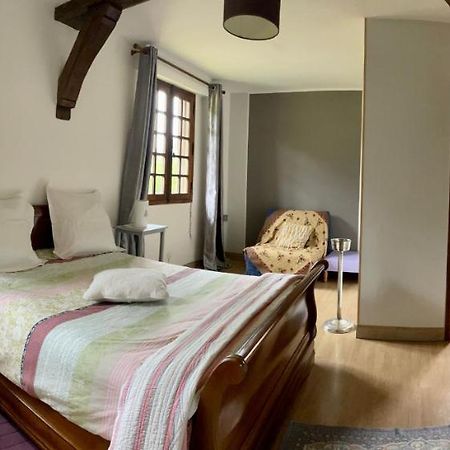 Bed and Breakfast Manoir Melphil Saint-Étienne-la-Thillaye Exterior foto