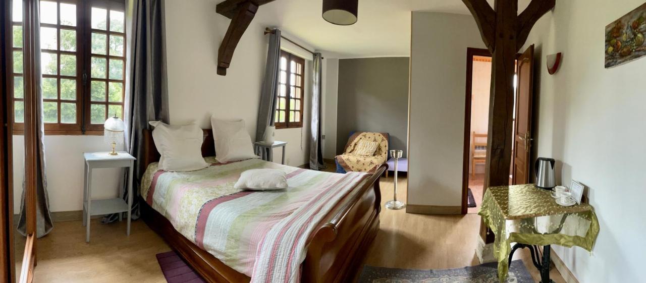 Bed and Breakfast Manoir Melphil Saint-Étienne-la-Thillaye Exterior foto